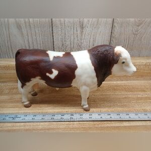 Breyer Simmental Bull